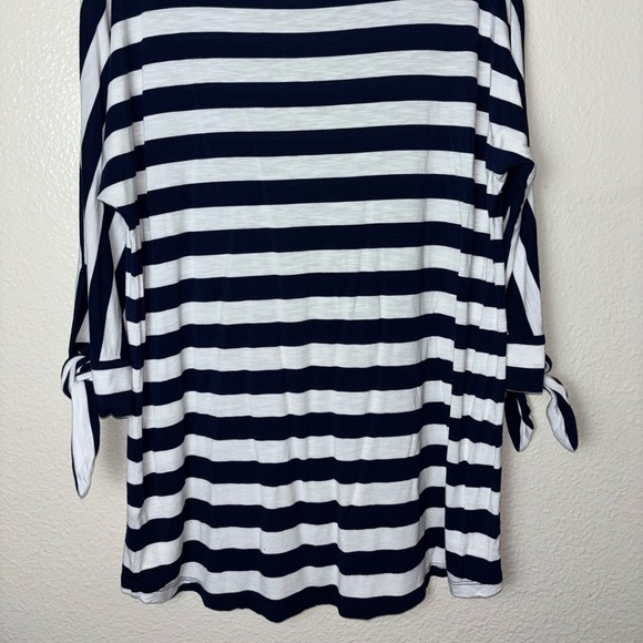 Soft Surroundings Adrift Top Women's medium Nautical Navy White Stripe # 2AG33 - Picture 15 of 16